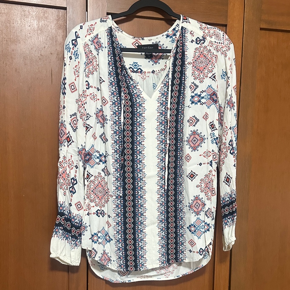 Karen Kane White Tunic with Navy & Coral Folk Print
